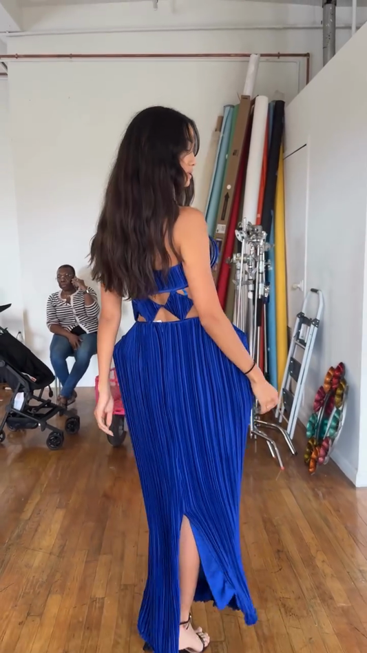 Blue pleated hollow dress