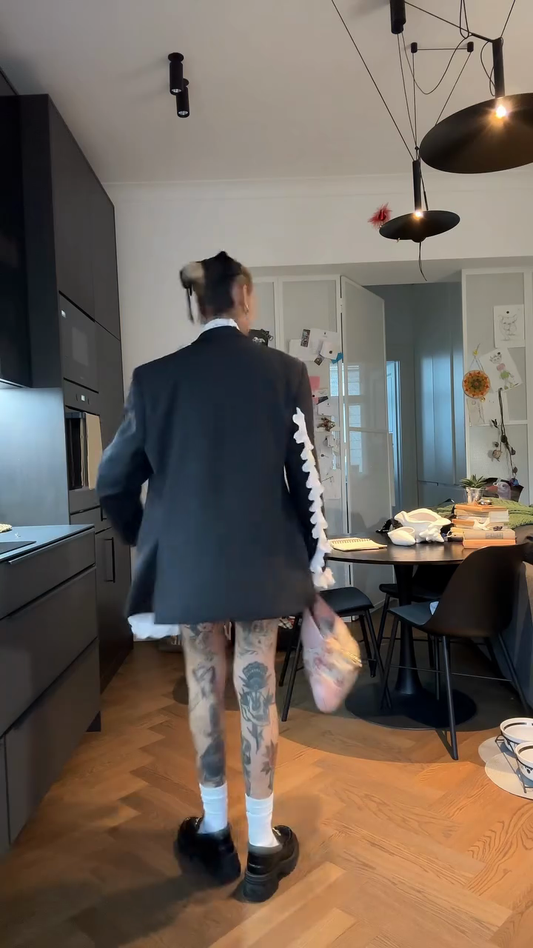 Ruffle detail blazer