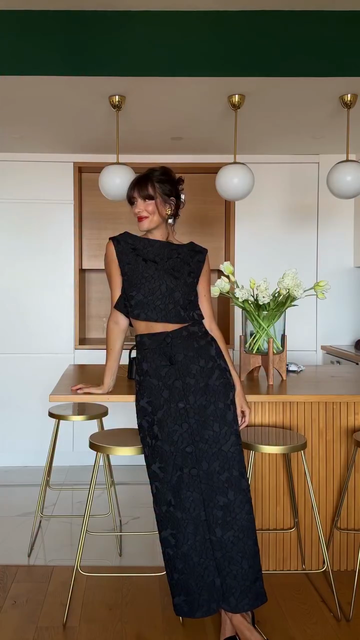 Black Sleeveless Cut - out Two - piece Set