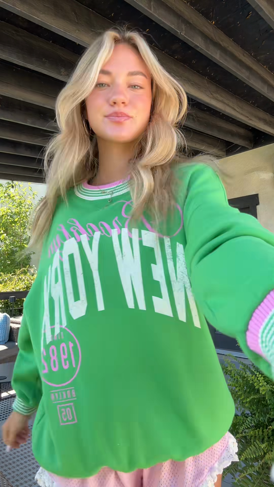 Green Graphic Sweatshirt