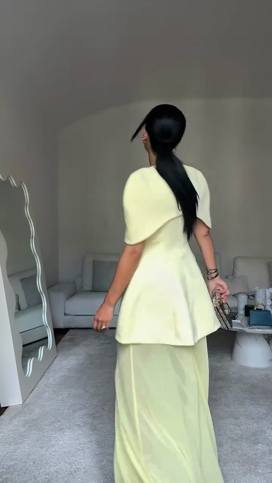 Light yellow ruffled set