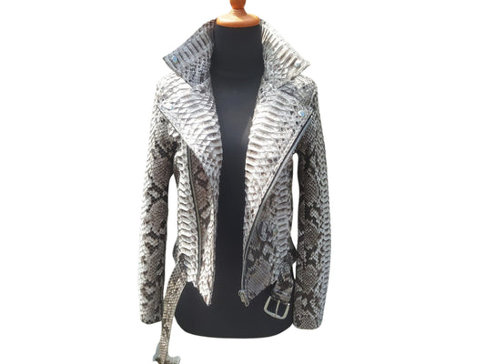 snakeskin Textured jacket on a mannequin against a white background