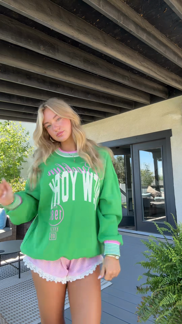 Green Graphic Sweatshirt