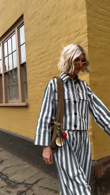 Black - and - white Striped Cropped Jacket and Pants Set