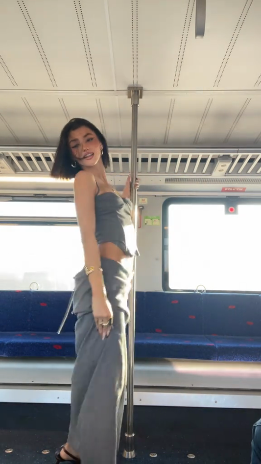 Exquisite Dinner Set