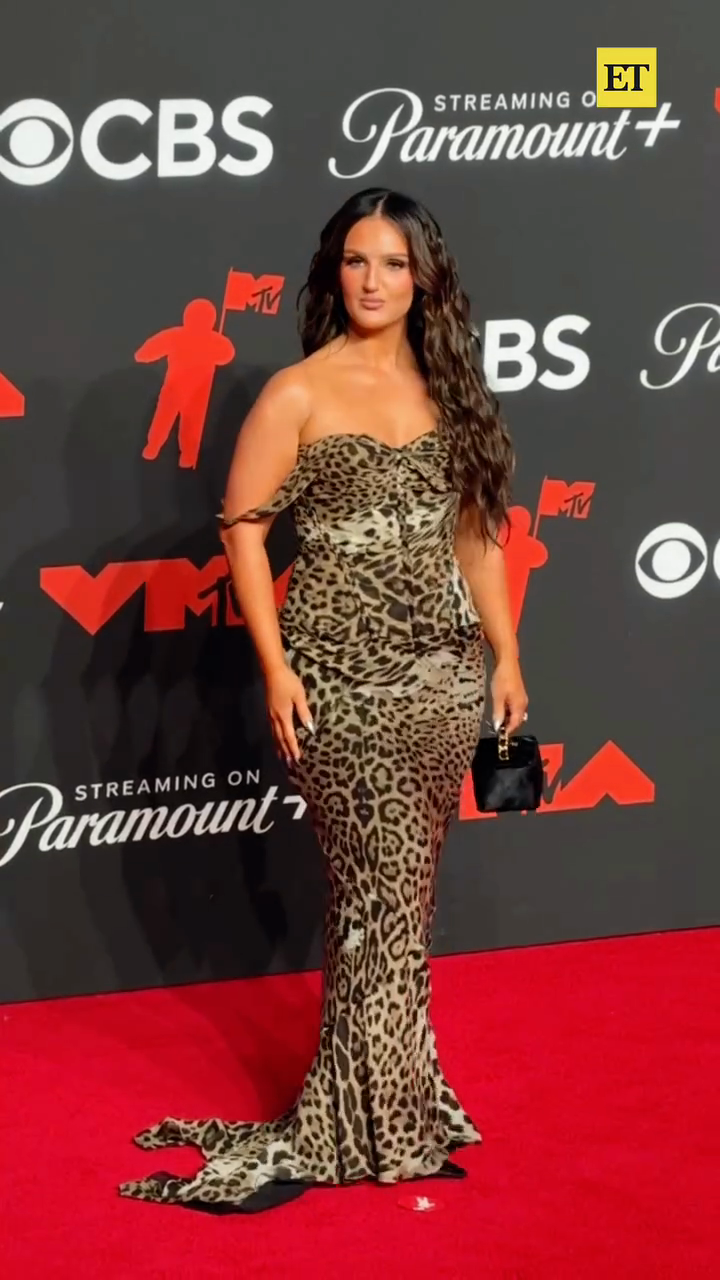 Off - the - Shoulder Leopard Print Maxi Dress