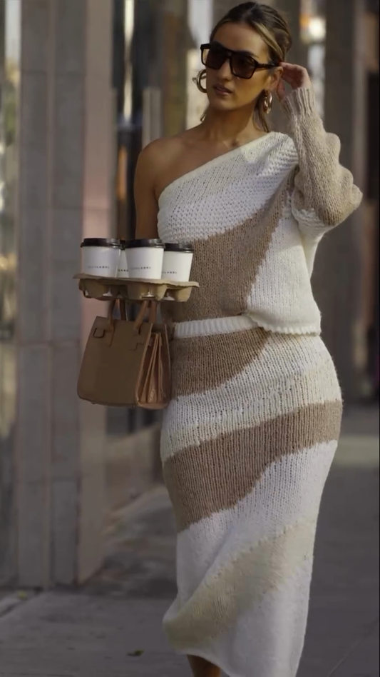 Two-tone knit one-shoulder suit