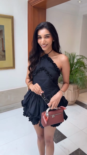 Black Strapless Neck Ruffle Dress