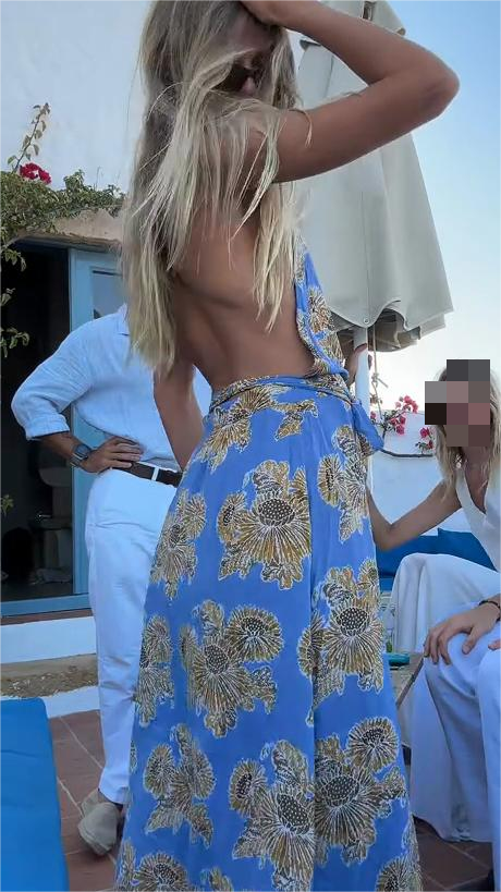 Blue Floral Print Open-Back Maxi Dress