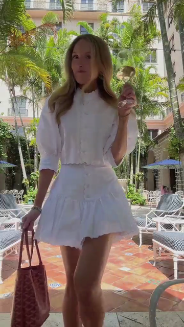 White Ruffled Short - Set