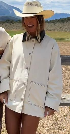 Cream Contrast Collar Button - Up Jacket