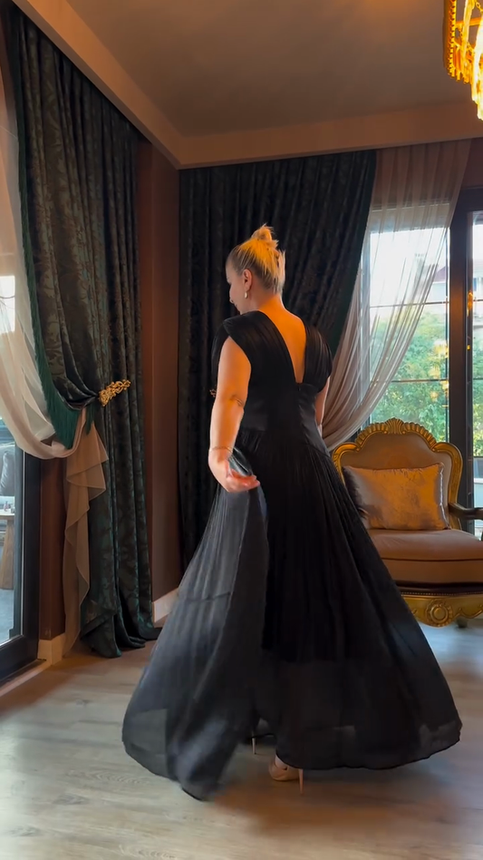 Black V-neck Silver Stripe Pleated Maxi Dress