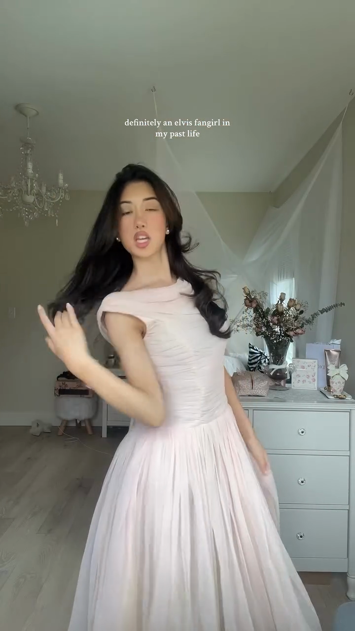 Pink Sleeveless Pleated Maxi Dress