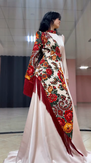 Floral - Embroidered Asymmetric Dress